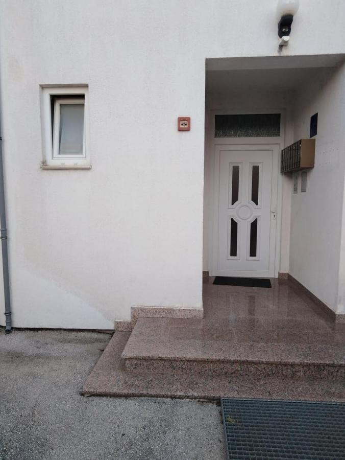 Apartment Maria Μεντουλίν Εξωτερικό φωτογραφία